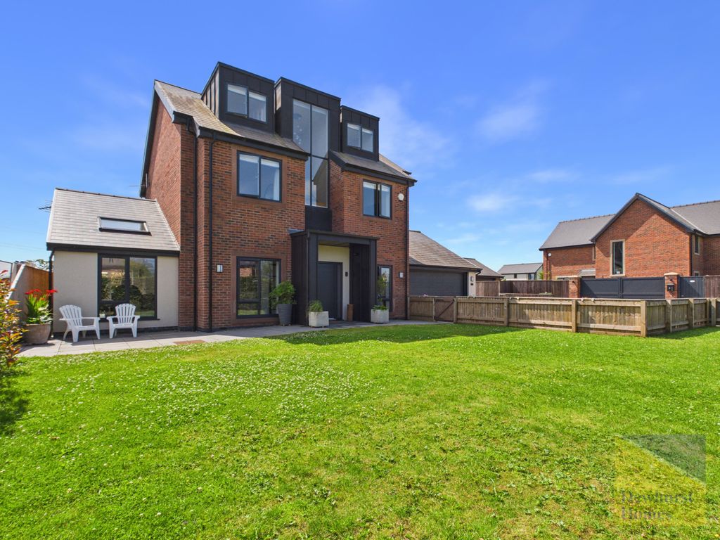 Property photo 1 of 39