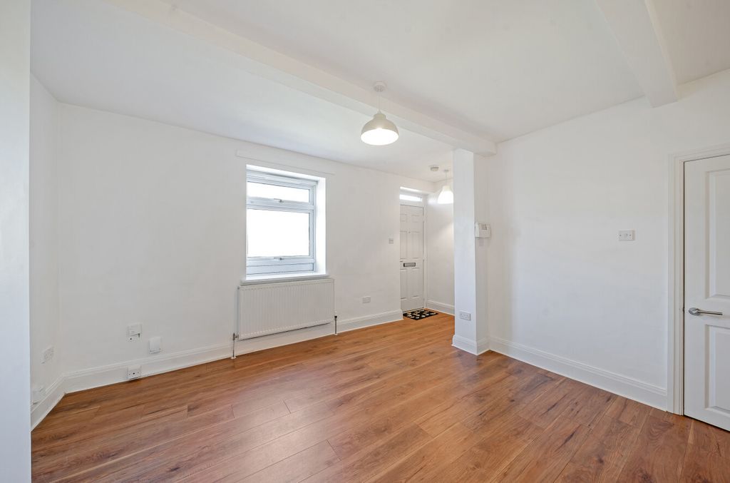 Property photo 3 of 11 1282830 (2).Jpg