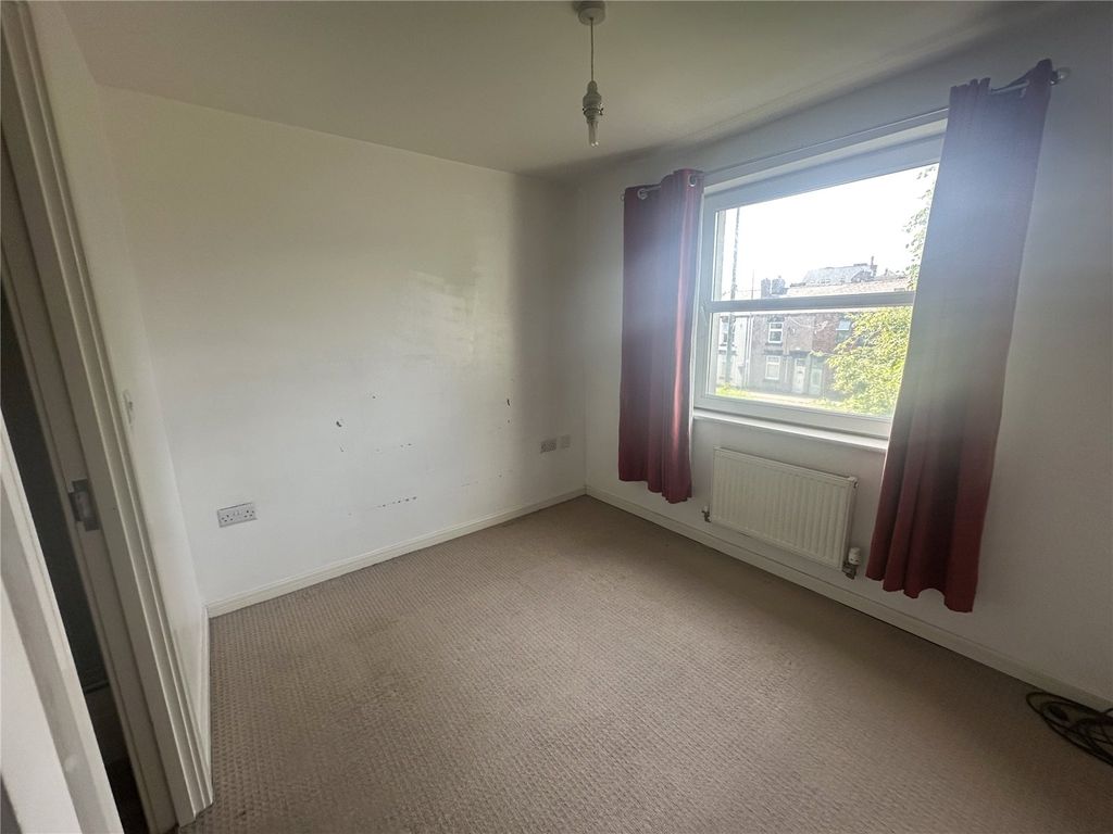 Property photo 3 of 10 Picture No. 02