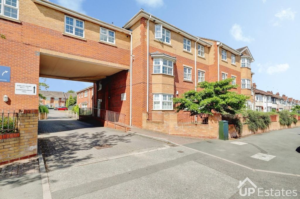 Property photo 1 of 15