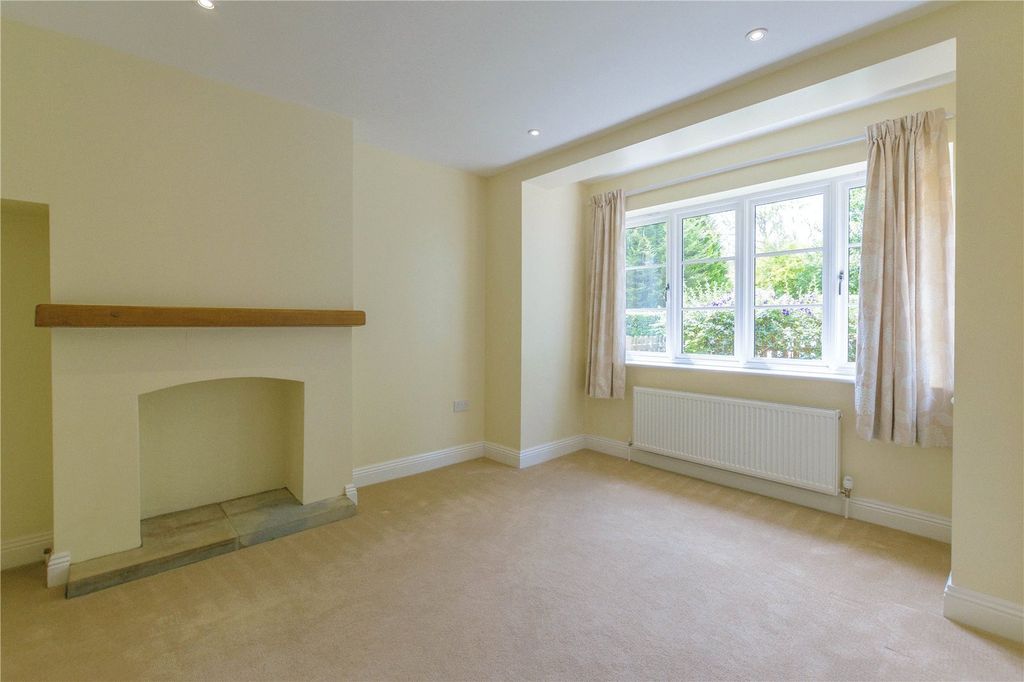 Property photo 3 of 9 Picture No. 04