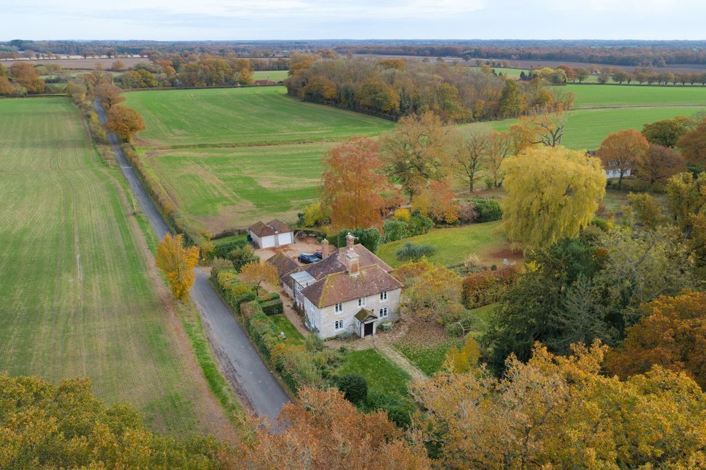 Property photo 1 of 28 4627581