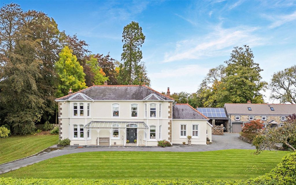 Property photo 3 of 59 Front Of House