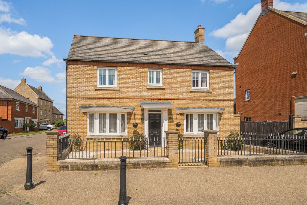 Property photo 1 of 24