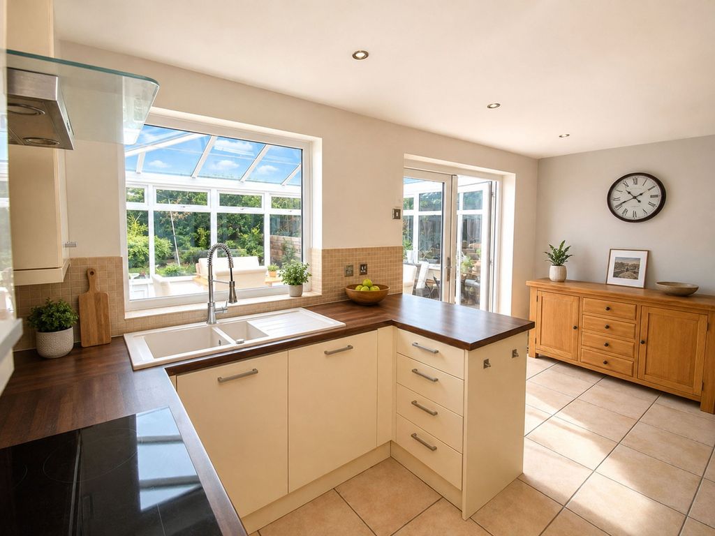 Property photo 3 of 33