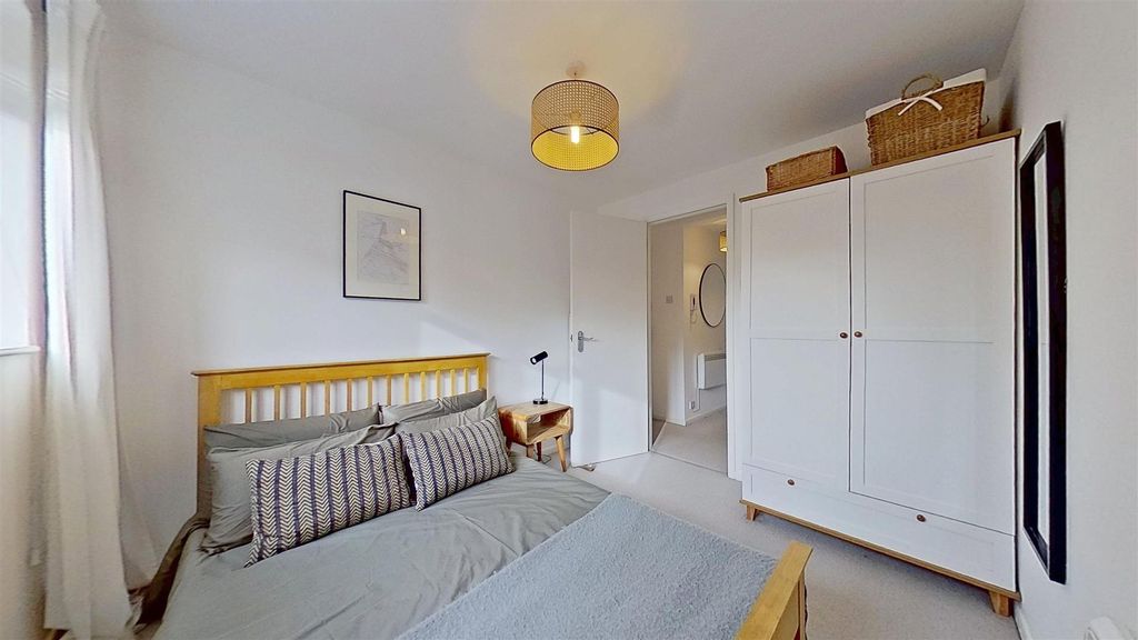 Property photo 2 of 13 Peartree-Avenue-Earlsfield-Sw17-02172026_171422.Jp