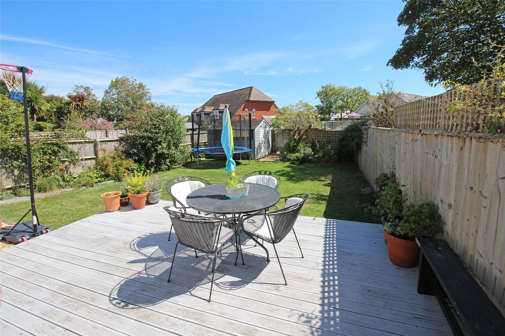Property photo 2 of 20 Picture No. 22