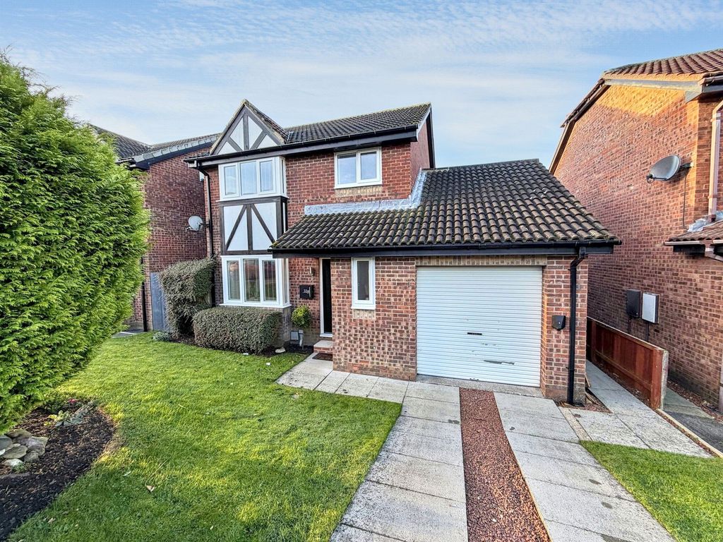 Property photo 1 of 27