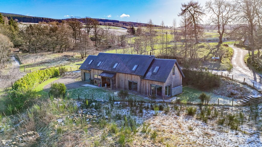 Property photo 1 of 30