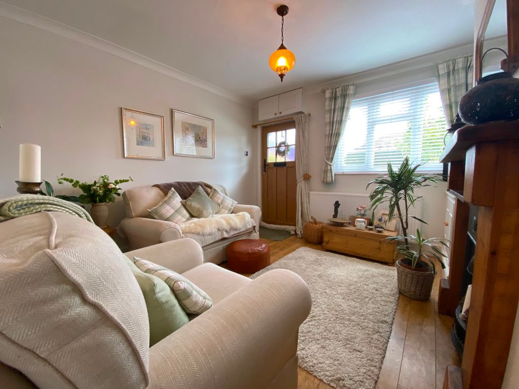 Property photo 2 of 23