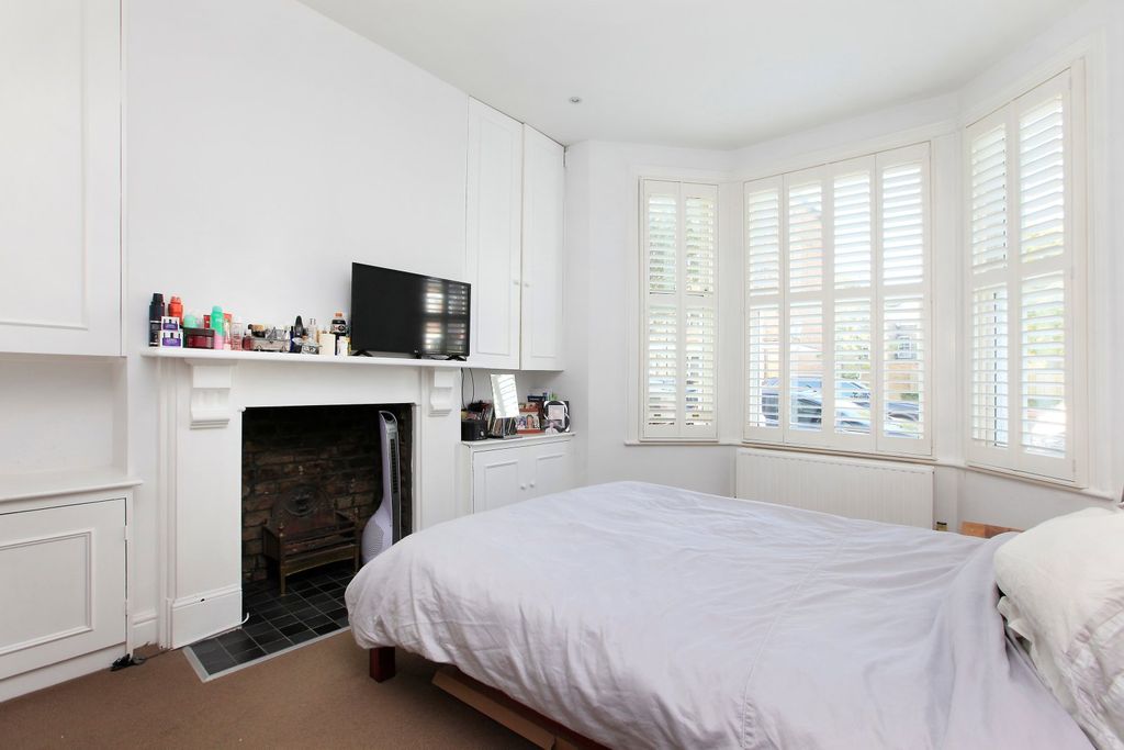 Property photo 3 of 14