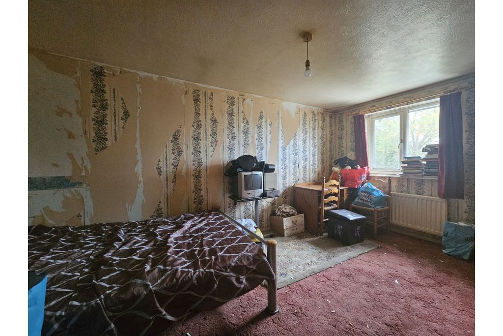 Property photo 3 of 29