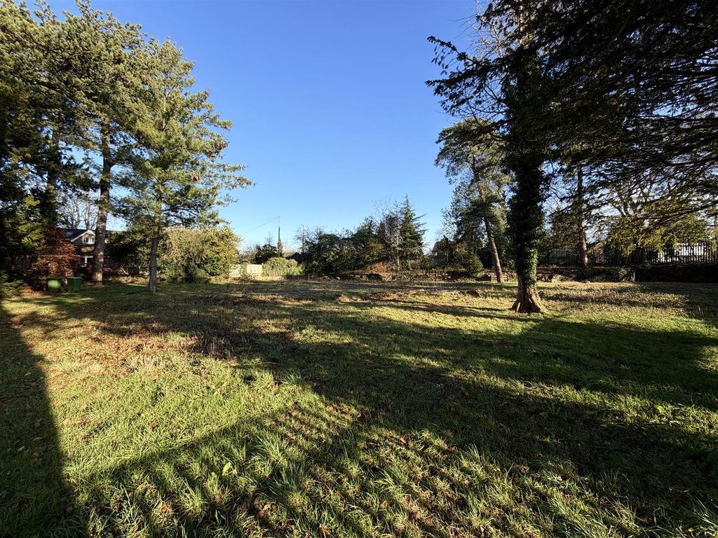 Property photo 3 of 8 Site Image