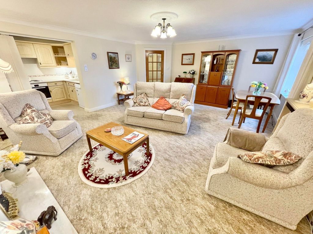 Property photo 3 of 19