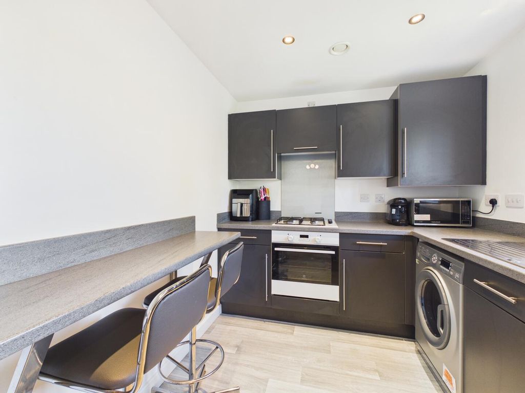 Property photo 2 of 13 Kitchen