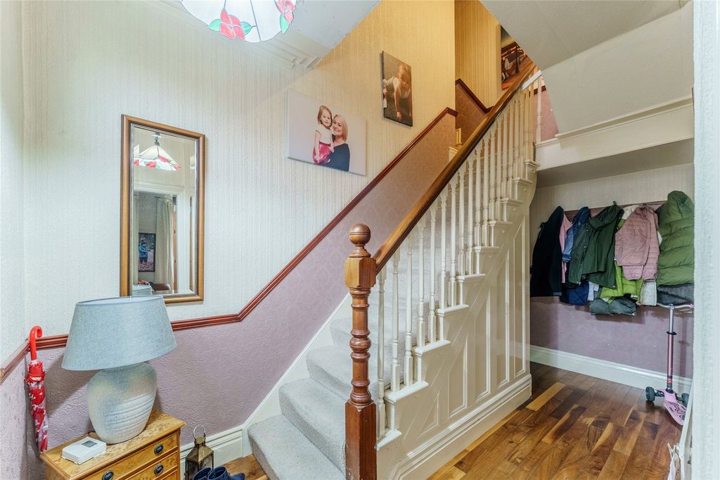 Property photo 2 of 19 Picture No. 03