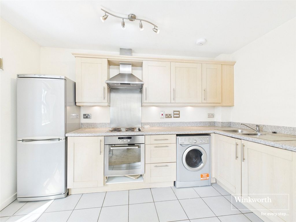 Property photo 3 of 7 Picture No. 18