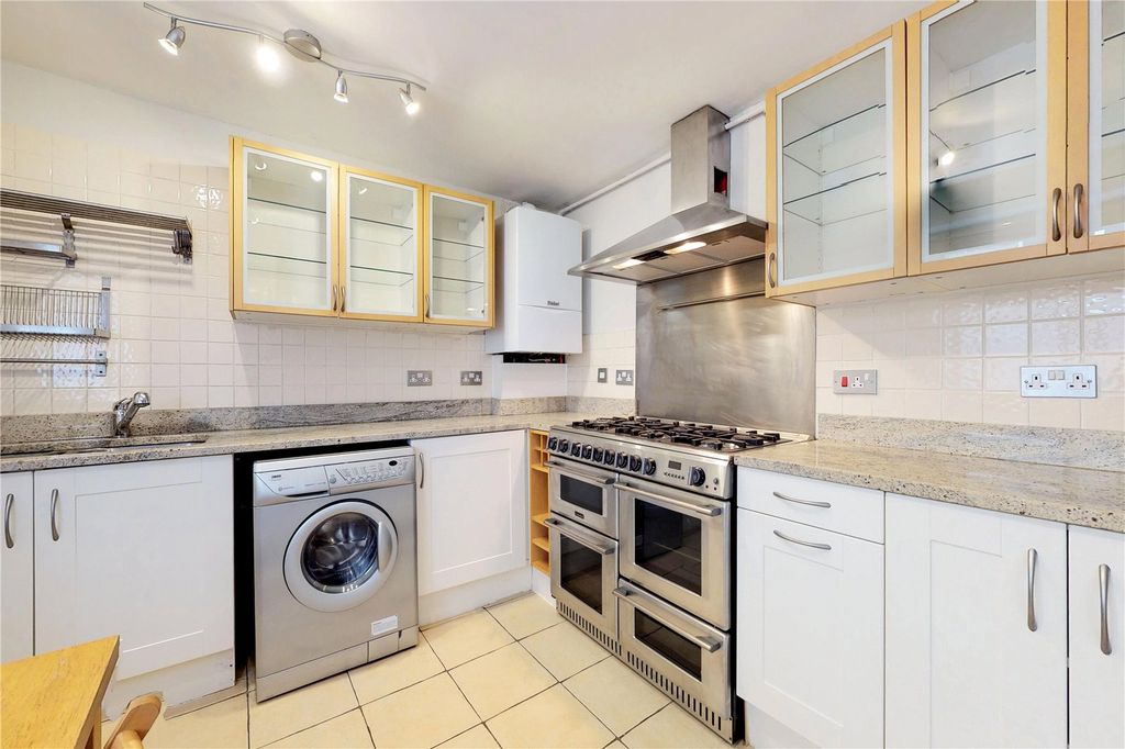 Property photo 3 of 15 Picture No. 16