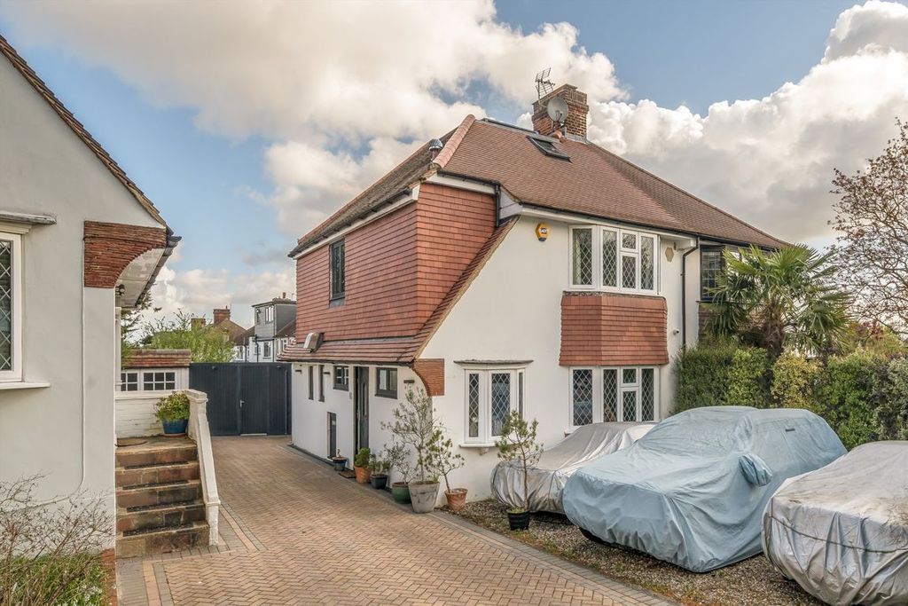 Property photo 1 of 14