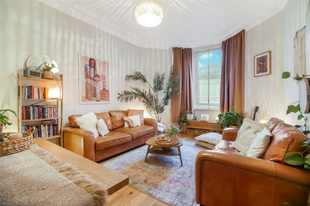 Property photo 2 of 16 Living Room