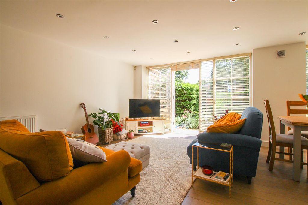 Property photo 3 of 15 Img_0331.Jpg