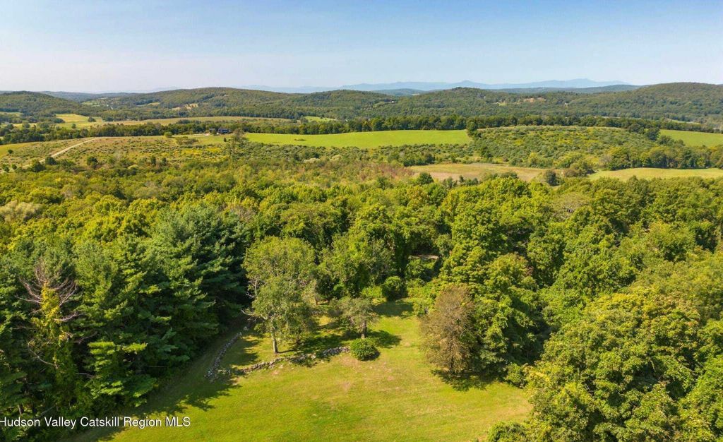 Property photo 3 of 10 <Alttext/>