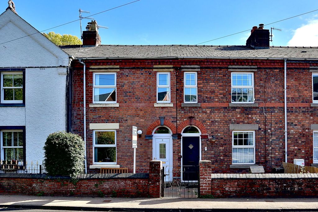 Property photo 1 of 24