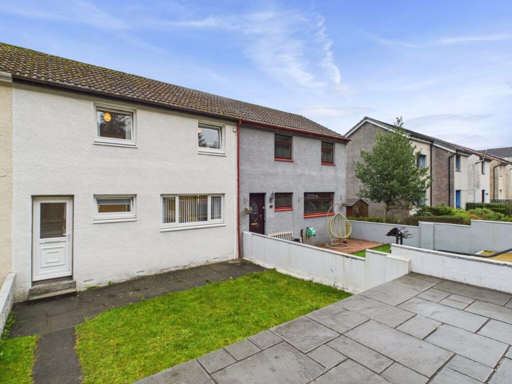 Property photo 1 of 32