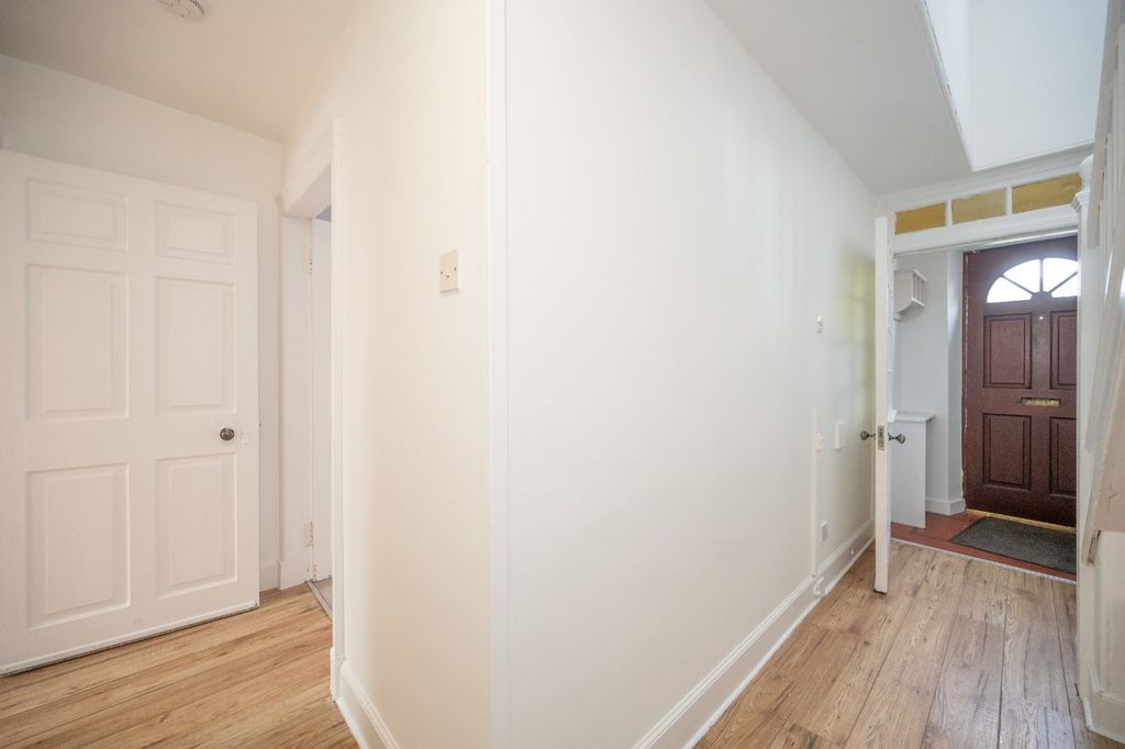 Property photo 2 of 25 Photo 2