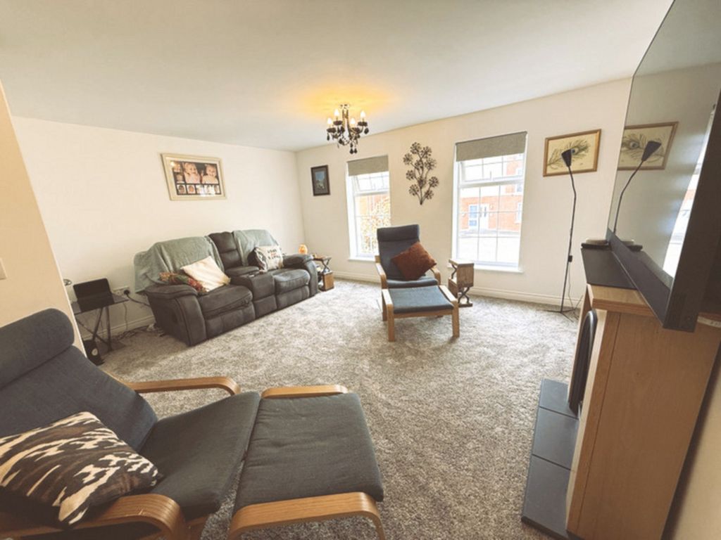 Property photo 3 of 20