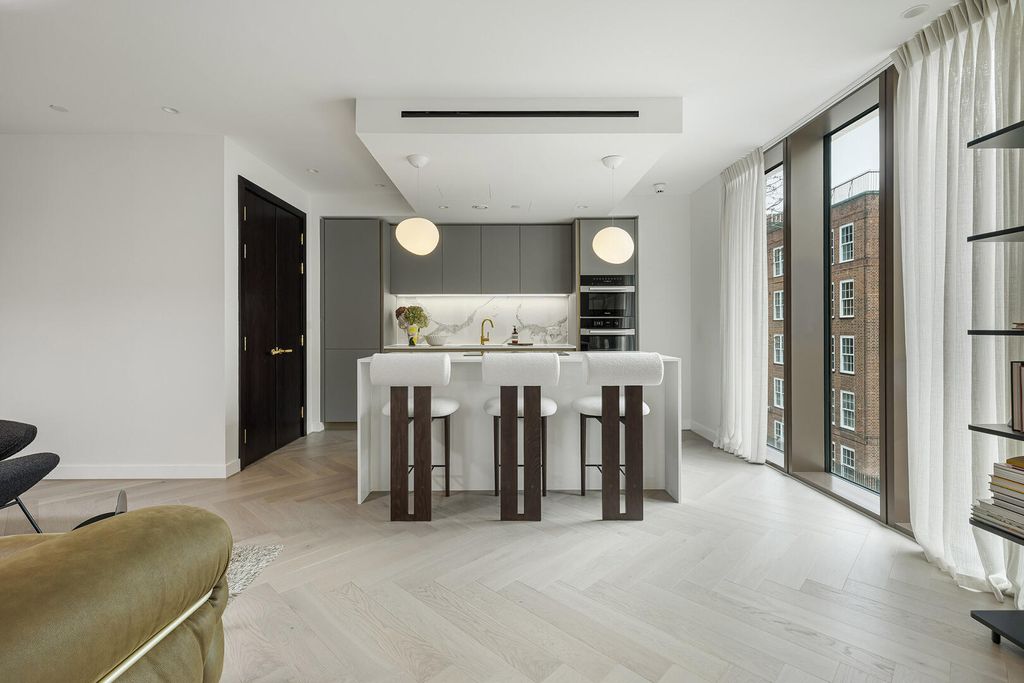 Property photo 2 of 15 Kitchen