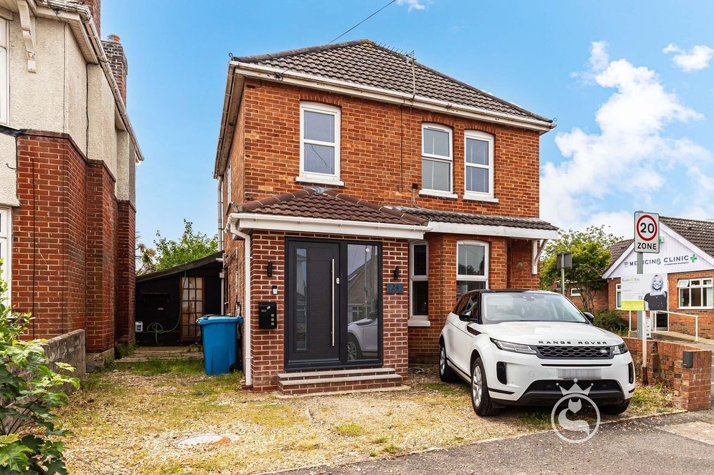 Property photo 1 of 19