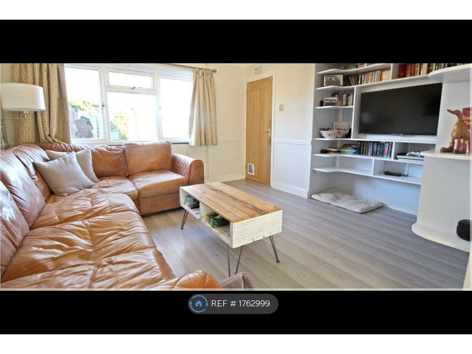 Property photo 3 of 21