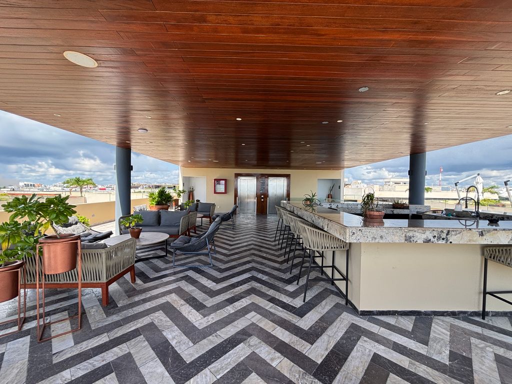 Property photo 3 of 25