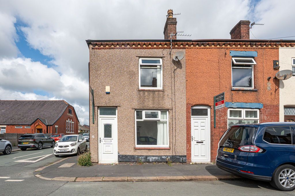 Property photo 1 of 10 100 Argyle Street