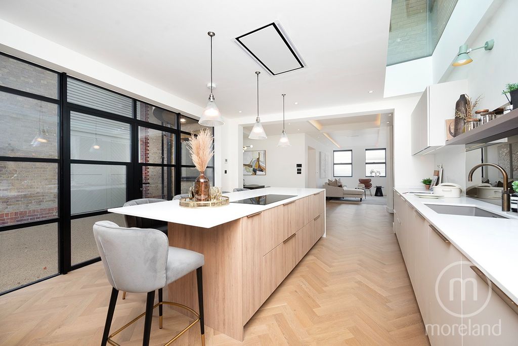 Property photo 1 of 18 2868551