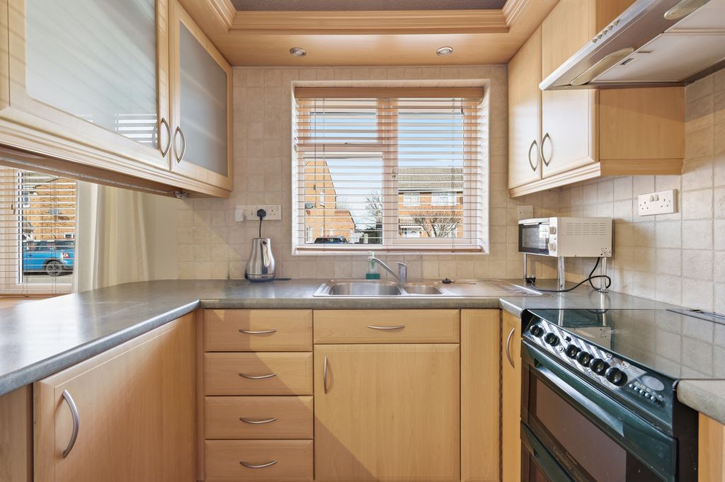 Property photo 3 of 15