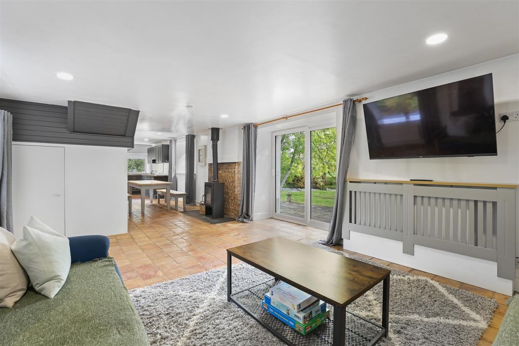 Property photo 2 of 28 4F8A0182.Jpg