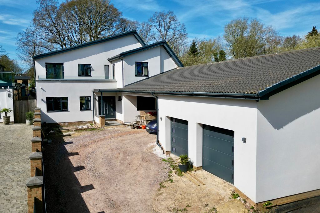 Property photo 2 of 22 Photo 23