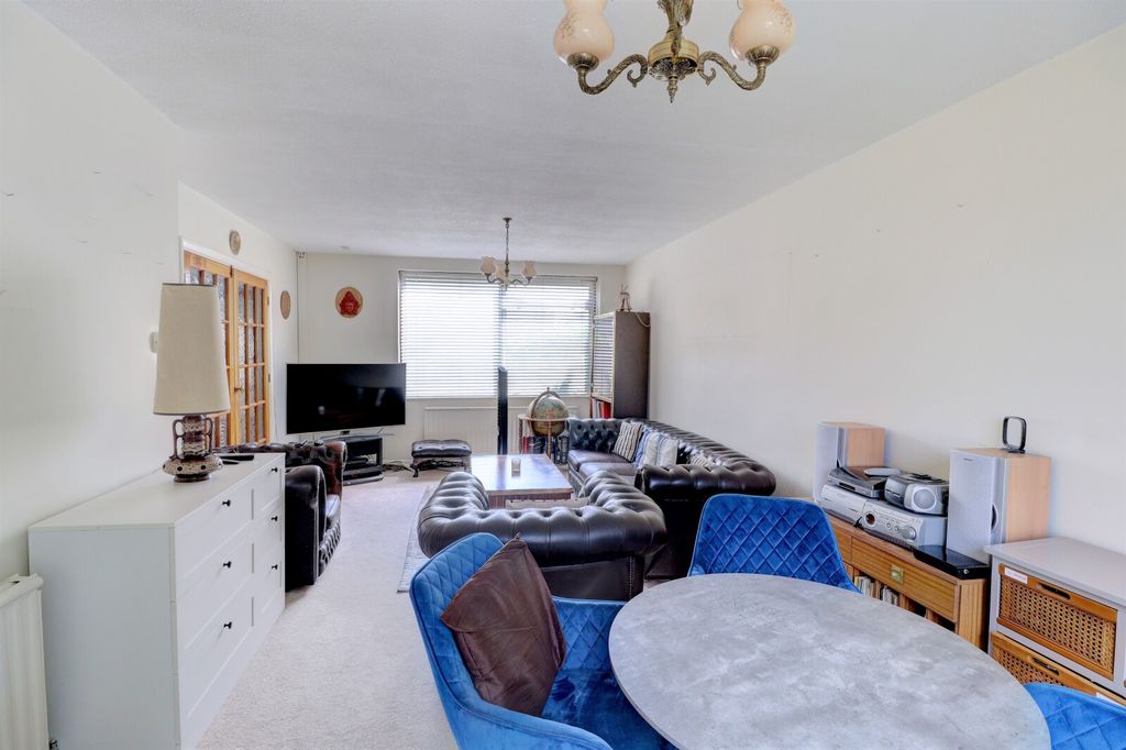 Property photo 3 of 10 Picture No. 04