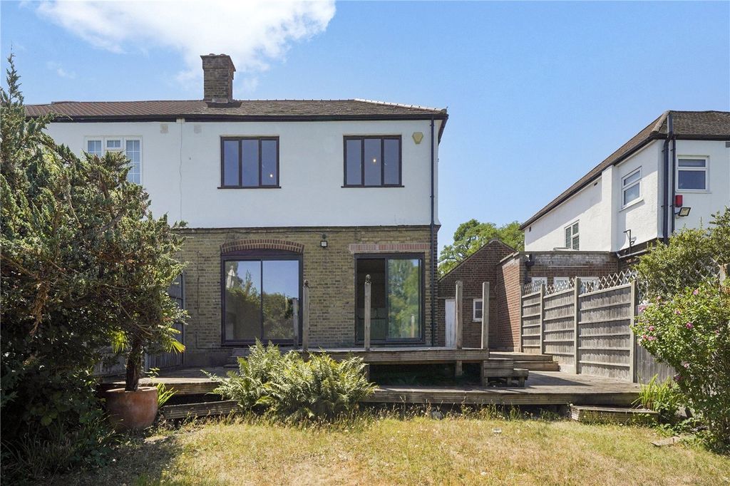 Property photo 2 of 17 Picture No. 04
