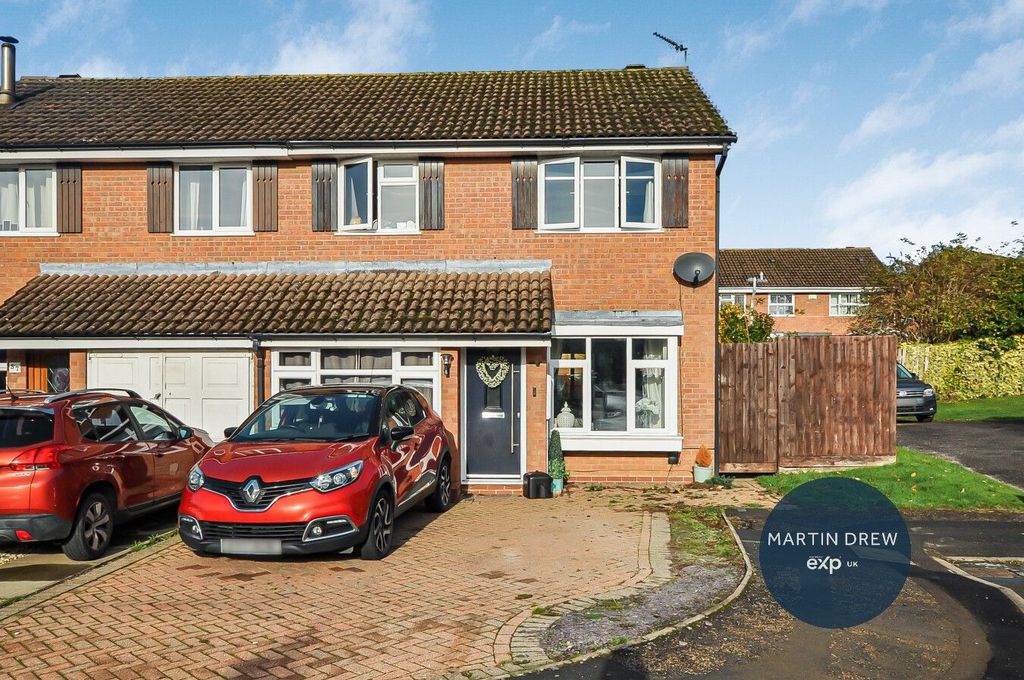 Property photo 1 of 13