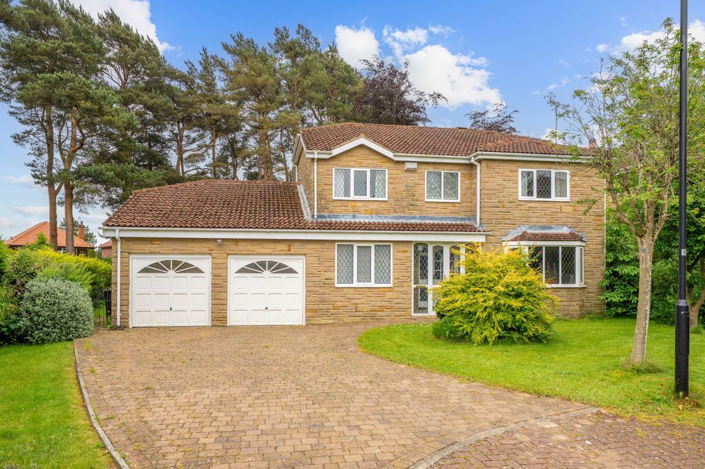 Property photo 1 of 34