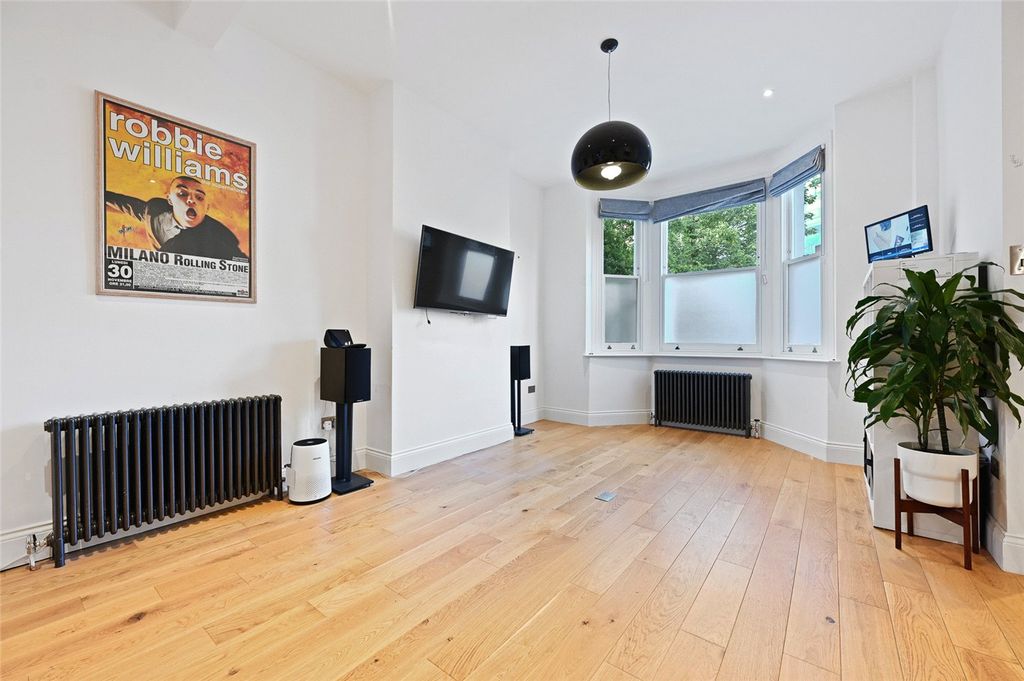Property photo 3 of 11 Picture No. 07