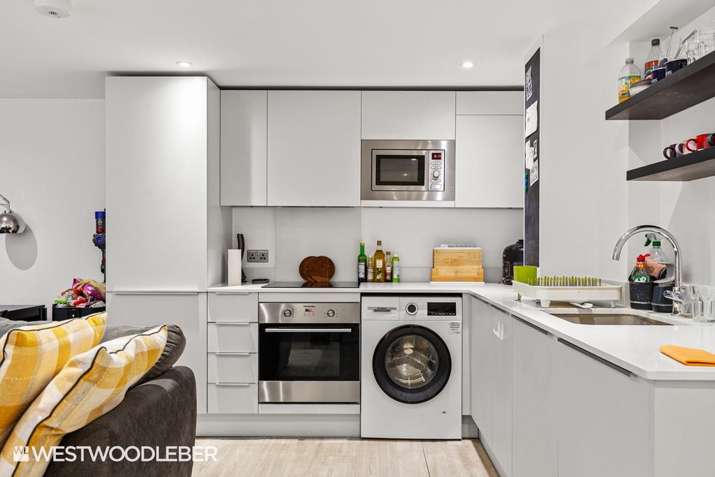 Property photo 3 of 15 Churchhouse_9.Jpg