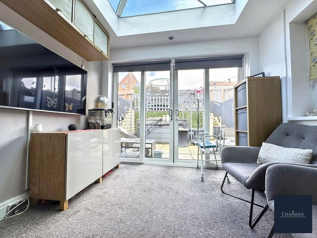 Property photo 3 of 24