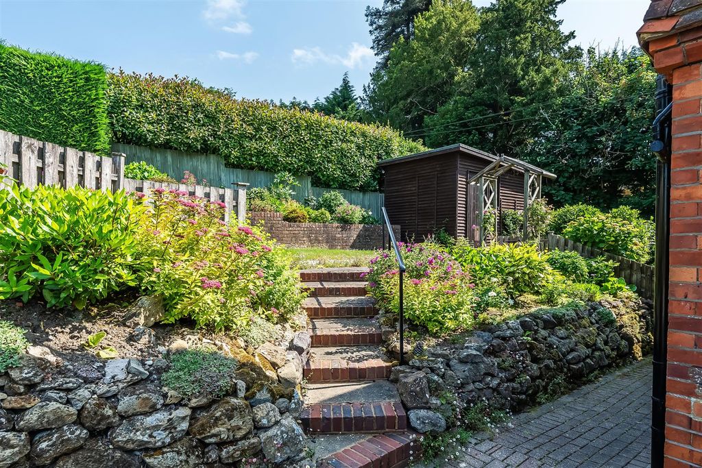 Property photo 3 of 13 3-Owen-End-Cottages-20.Jpg