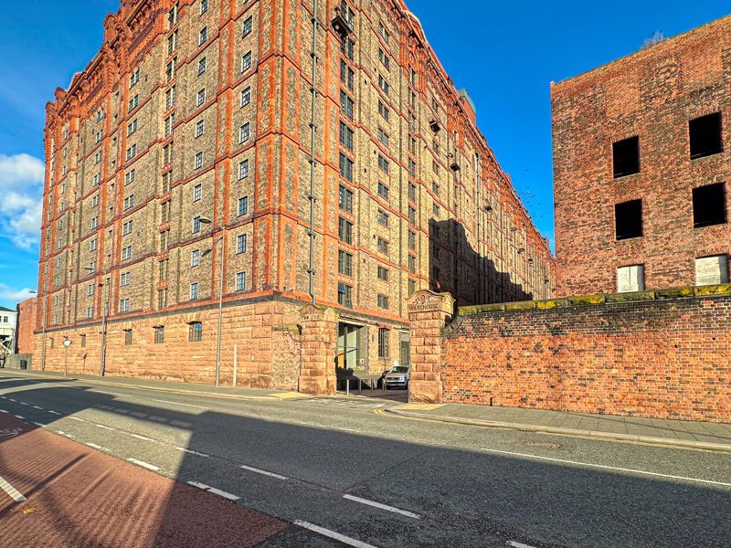 Property photo 1 of 16 Photo 21