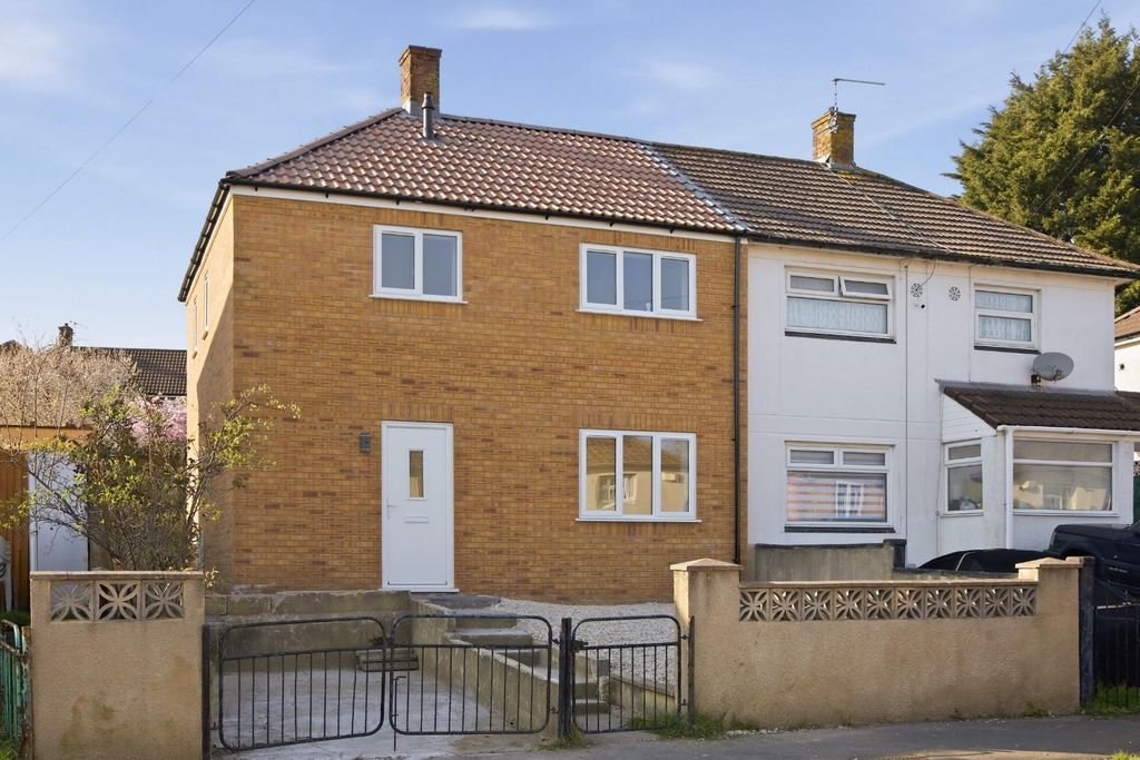 Property photo 1 of 21