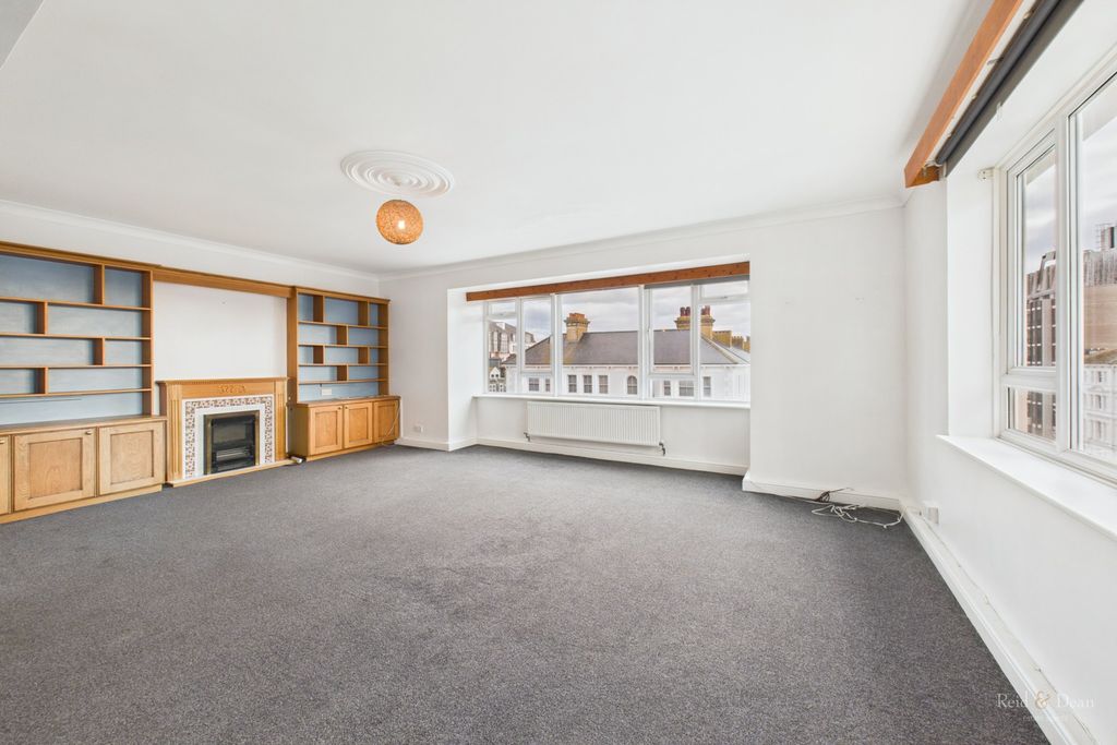 Property photo 2 of 11 1472-Hr-2.Jpg